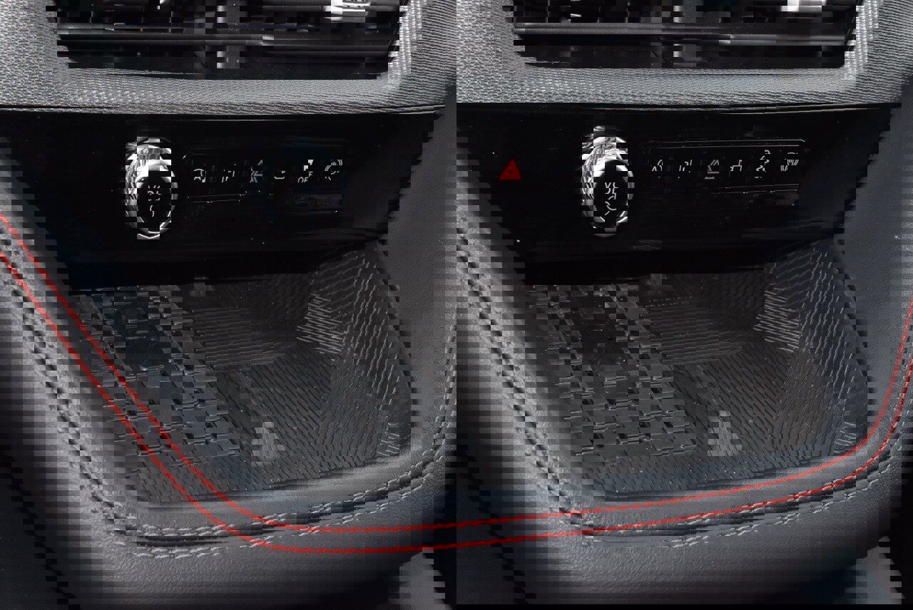 Certified 2025 Ford Explorer ST image 31