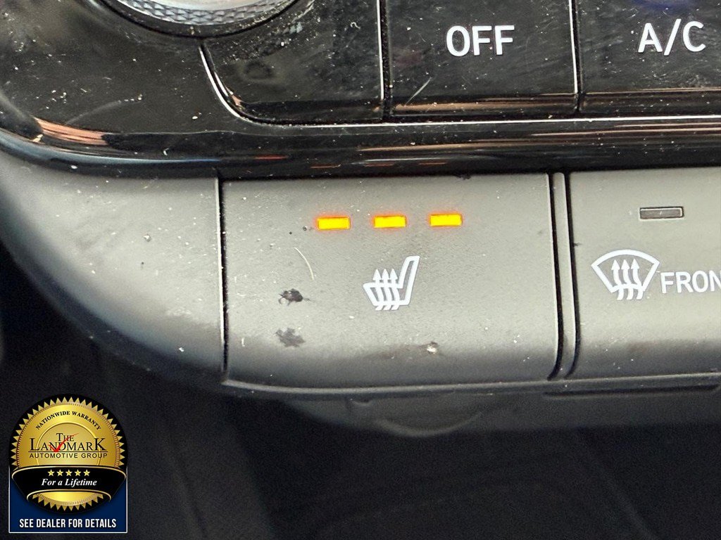 Used 2025 Hyundai Elantra SEL FWD image 14