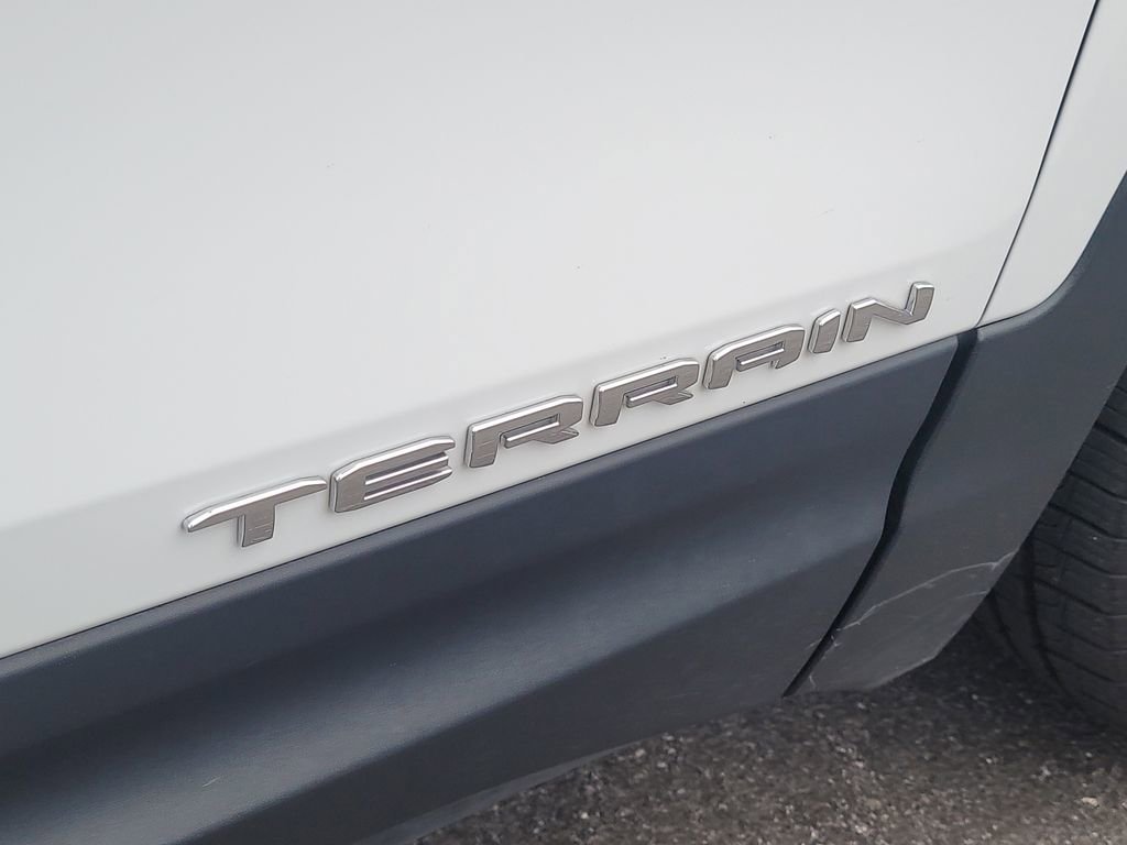 Used 2022 GMC Terrain SLT w/ Infotainment Package II AWD/4WD image 6