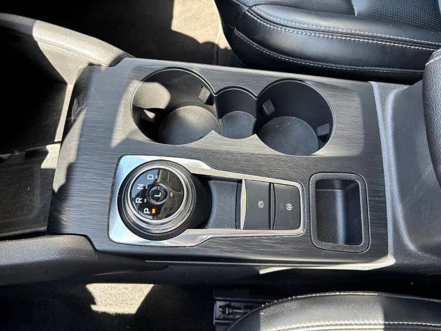 Certified 2025 Ford Escape Platinum AWD/4WD image 23