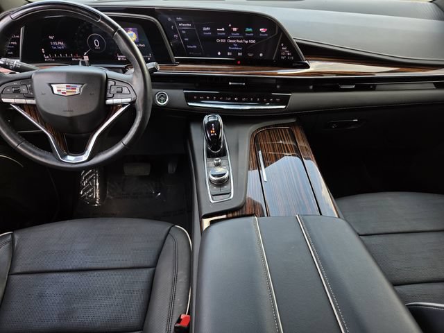 Used 2023 Cadillac Escalade Premium Luxury AWD/4WD image 8