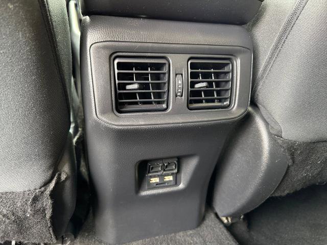 Used 2021 Toyota RAV4 XLE FWD image 17