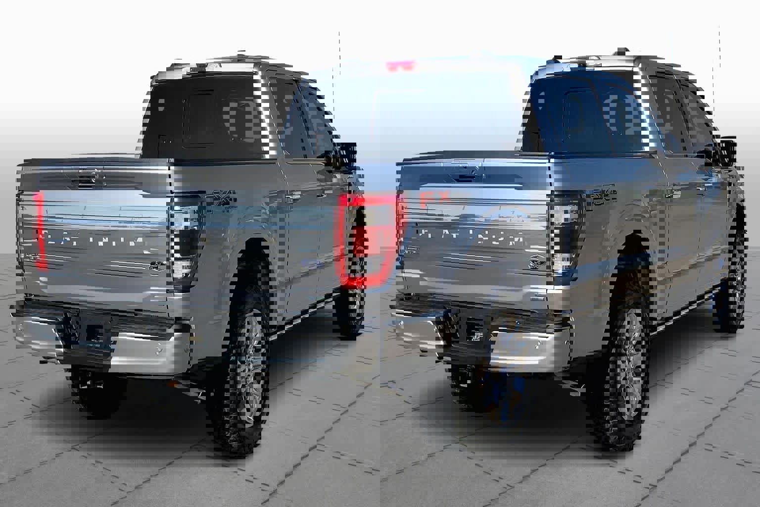 Certified 2021 Ford F150 Platinum w/ Equipment Group 701A High image 4