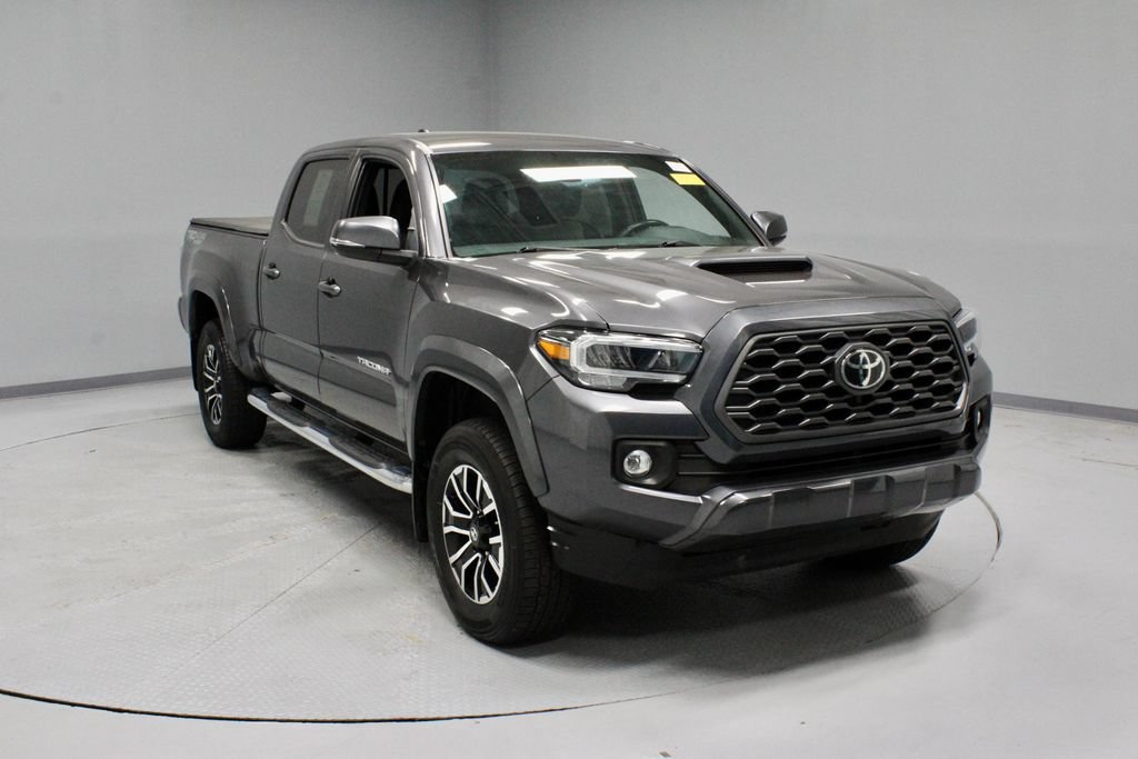 Used 2022 Toyota Tacoma TRD Sport w/ Technology Package AWD/4WD image 1