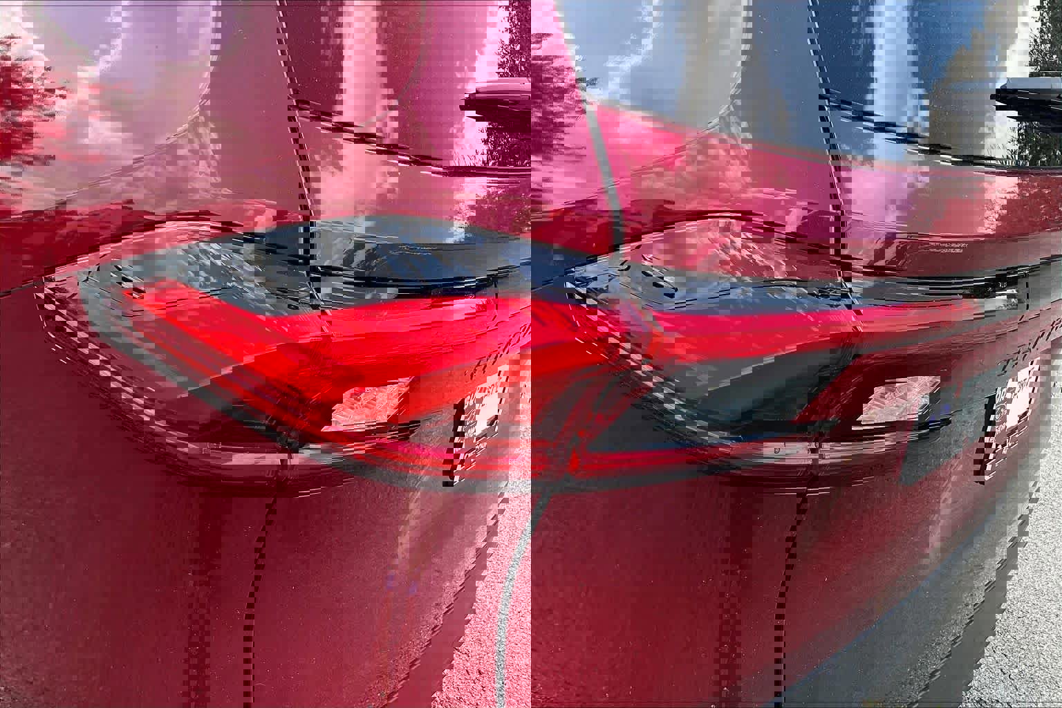 Used 2024 Toyota Grand Highlander XLE image 28