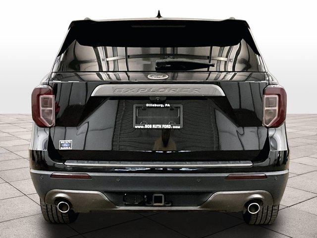 Certified 2021 Ford Explorer XLT w/ Equipment Group 202A AWD/4WD image 4
