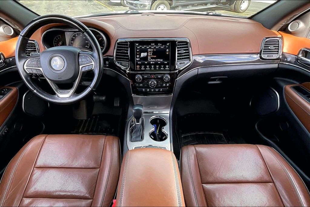 Used 2021 Jeep Grand Cherokee Overland AWD/4WD image 13