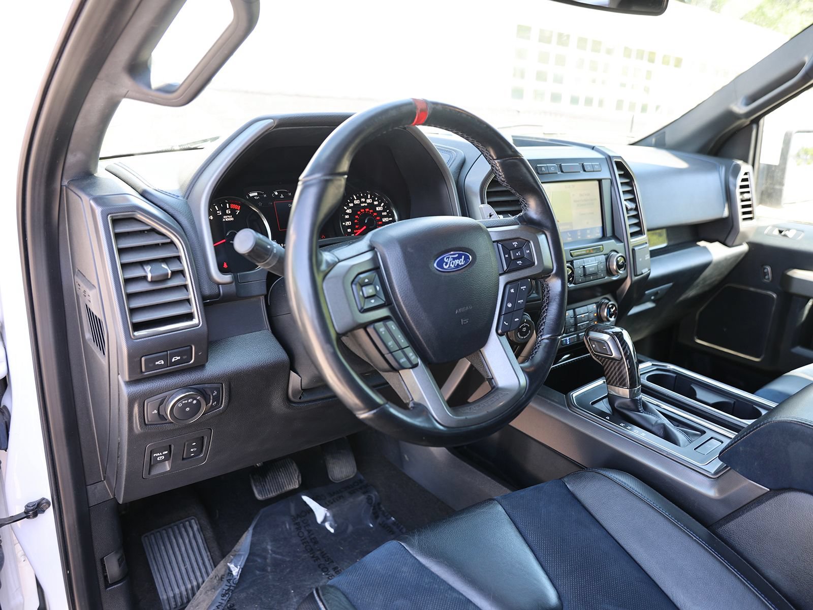 Certified 2020 Ford F150 Raptor w/ Equipment Group 802A Luxury AWD/4WD image 17