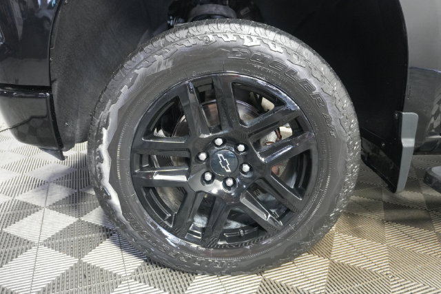 Used 2023 Chevrolet Silverado 1500 LT Trail Boss w/ LT Trail Boss Premium Package AWD/4WD image 10