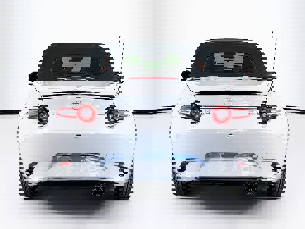 Used 2024 MAZDA MX-5 Miata Club image 4