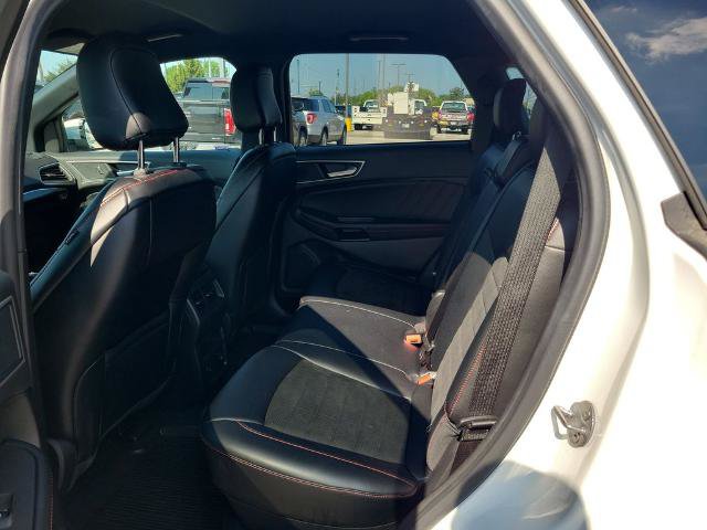Certified 2023 Ford Edge ST-Line AWD/4WD image 9