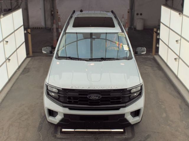 Certified 2025 Ford Expedition Max Active AWD/4WD image 4