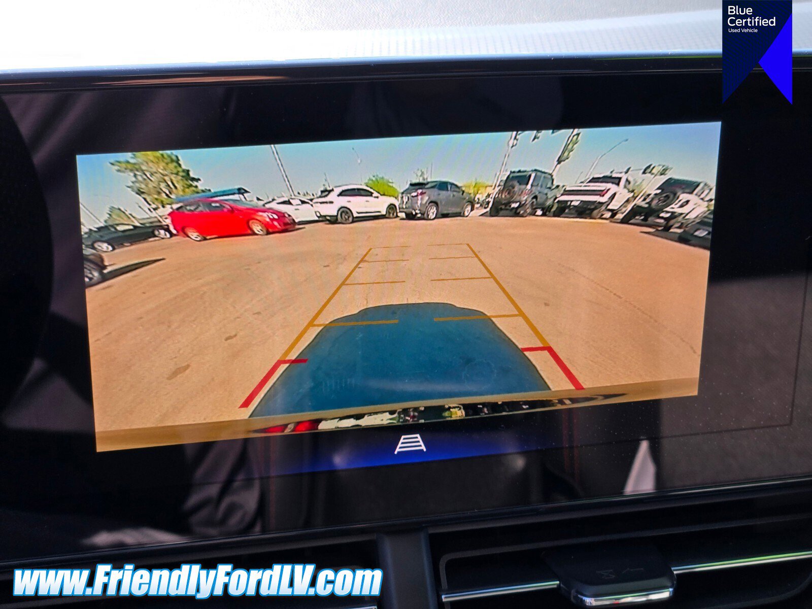 Used 2024 Chevrolet Trax RS FWD image 21