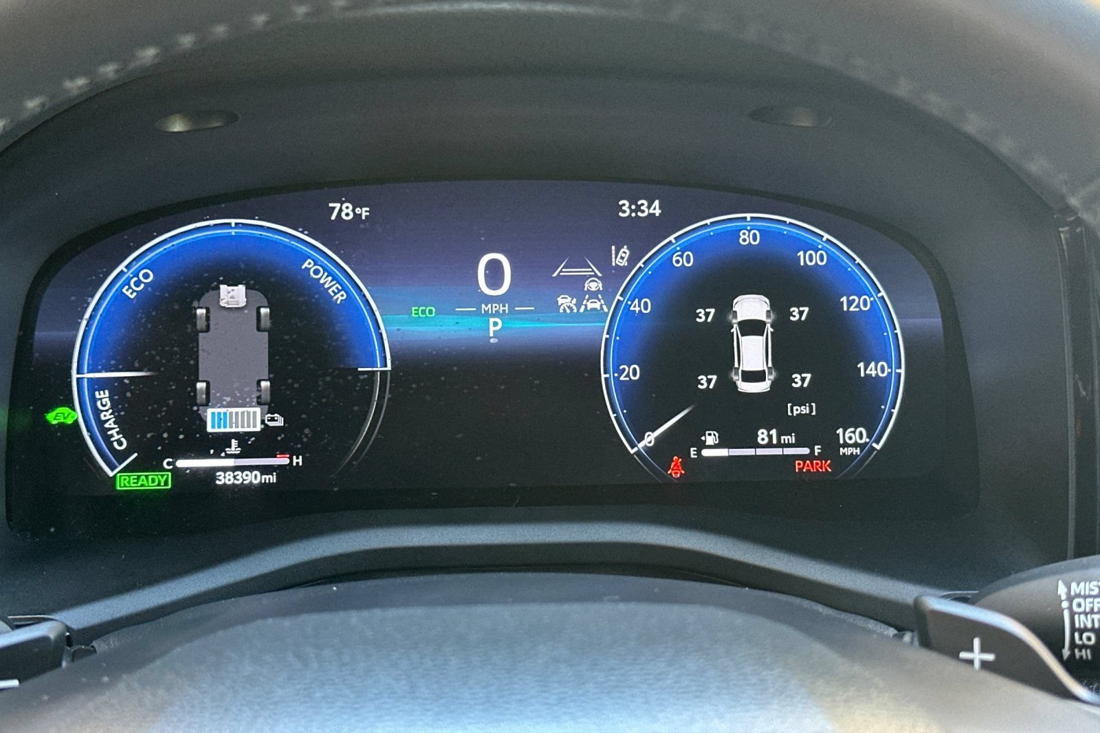 Used 2025 Toyota Camry XSE FWD image 39