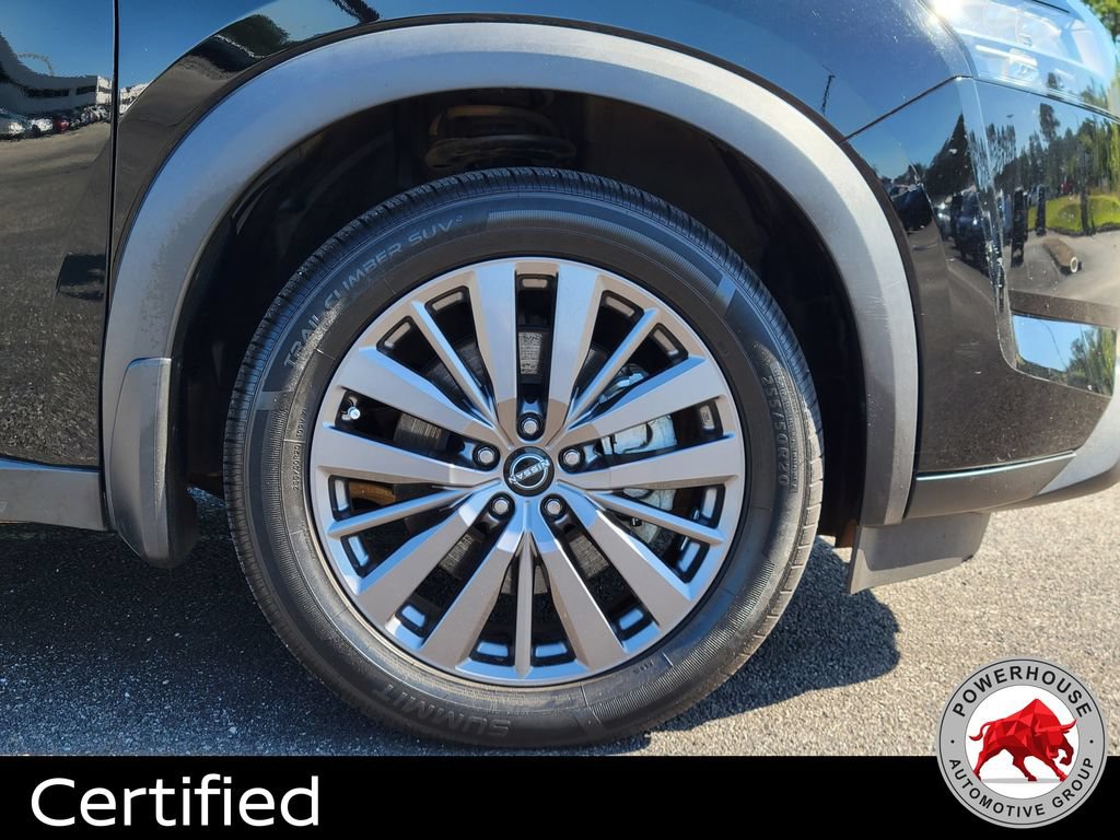 Used 2024 Nissan Pathfinder SL w/ SL Premium Package FWD image 10
