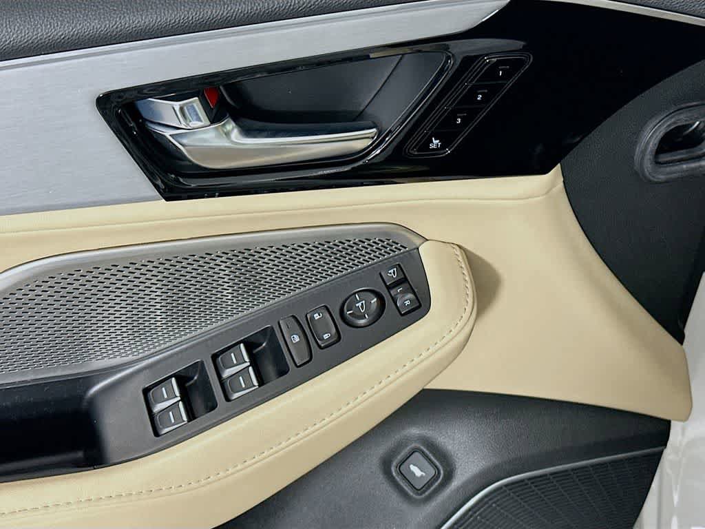 Used 2023 Acura MDX FWD w/ Technology Package image 30