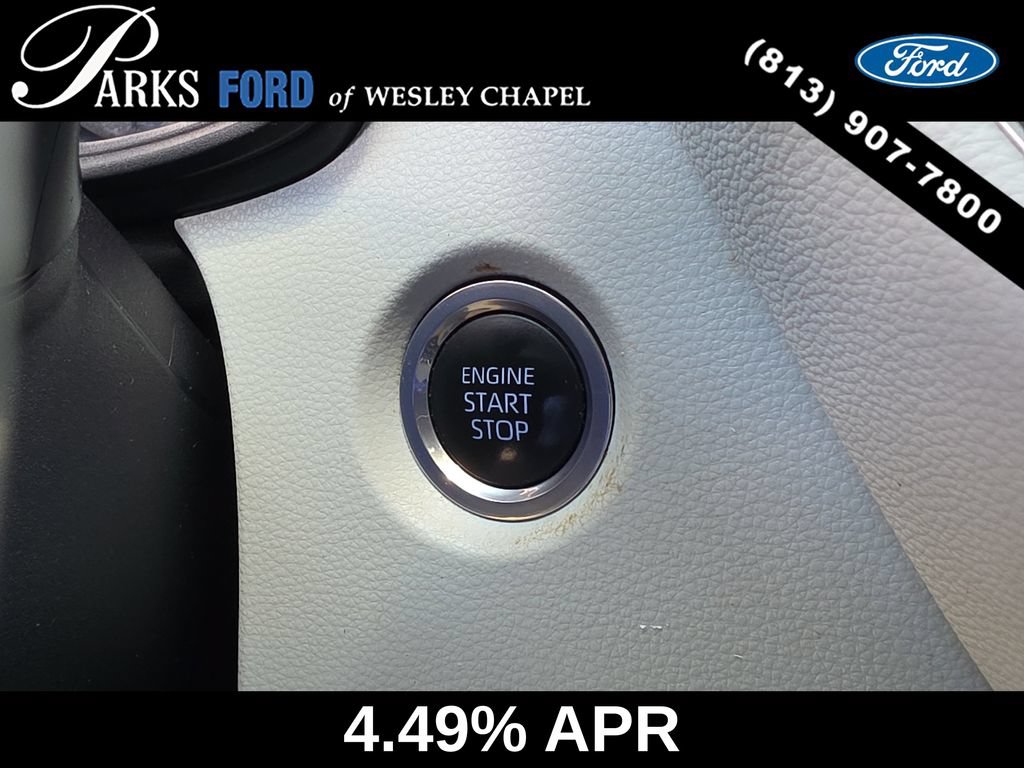 Used 2022 Toyota Corolla SE FWD image 25