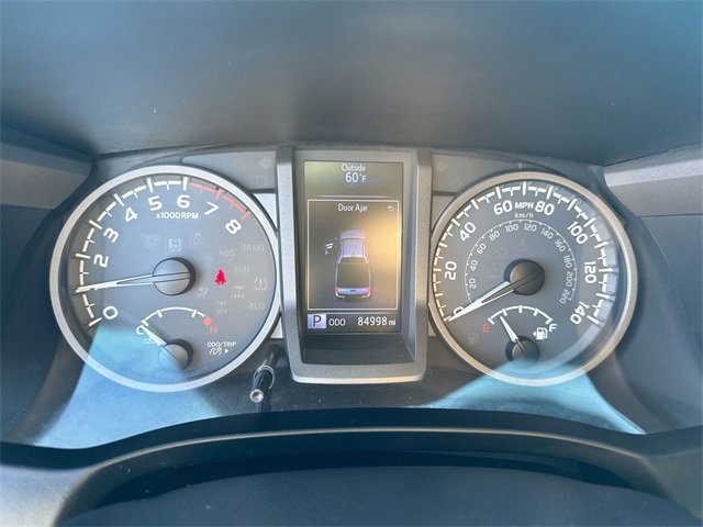 Used 2017 Toyota Tacoma TRD Off-Road image 15