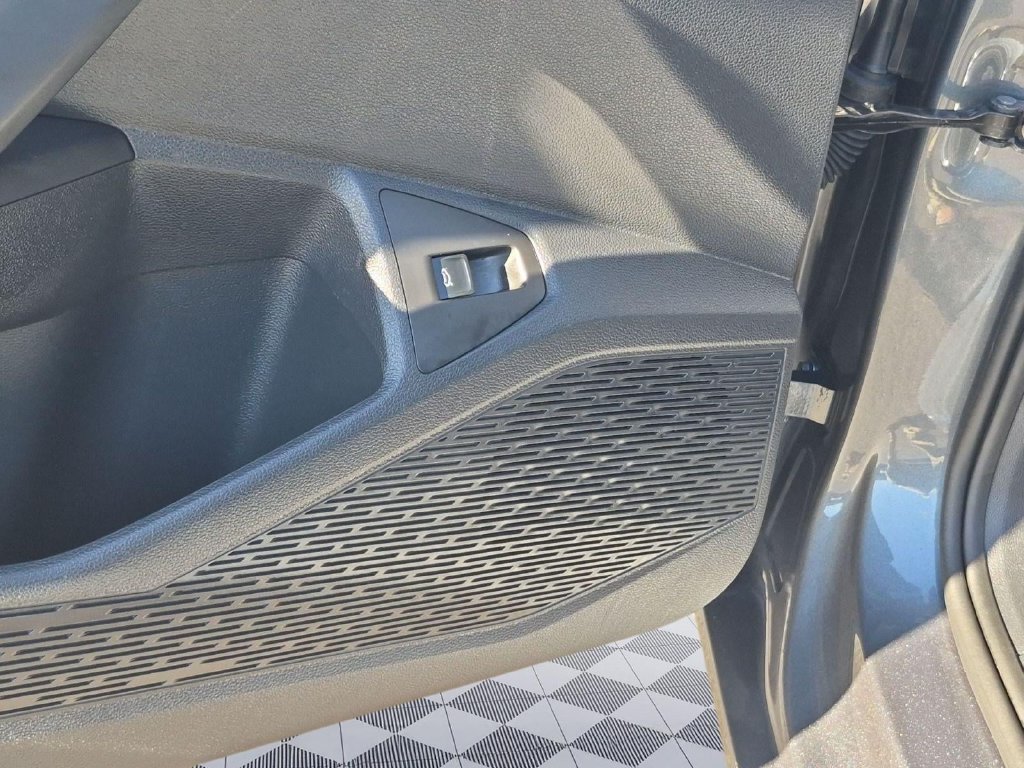 Used 2025 Volkswagen Jetta S FWD image 12