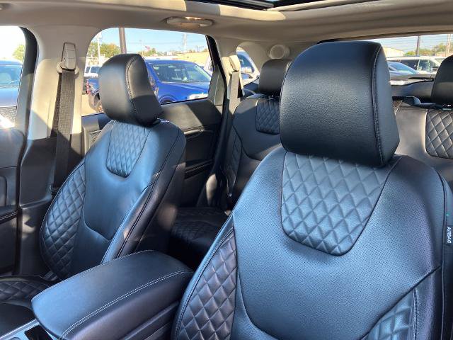 Certified 2024 Ford Edge Titanium w/ Equipment Group 301A AWD/4WD image 30