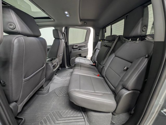 Used 2025 Chevrolet Silverado 1500 LTZ AWD/4WD image 13