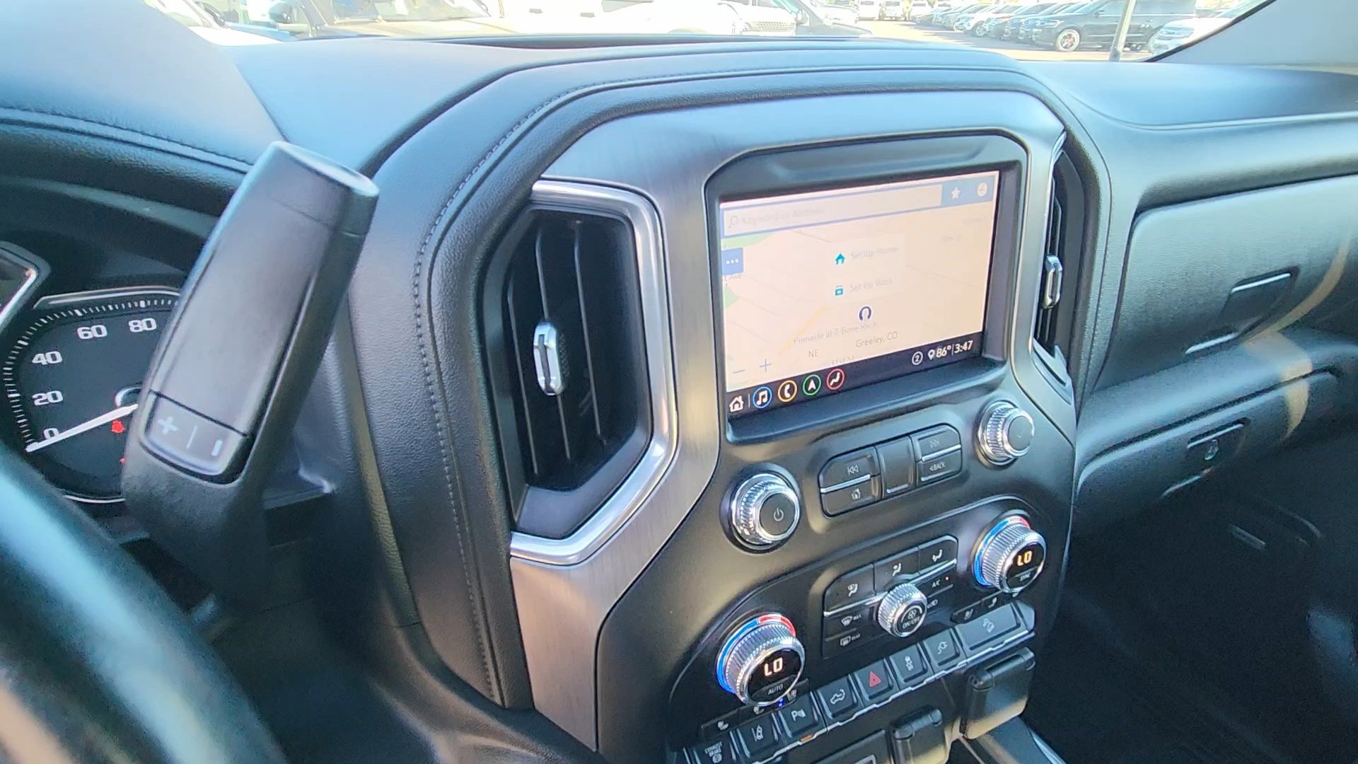 Used 2020 GMC Sierra 3500 Denali w/ Denali Ultimate Package image 25