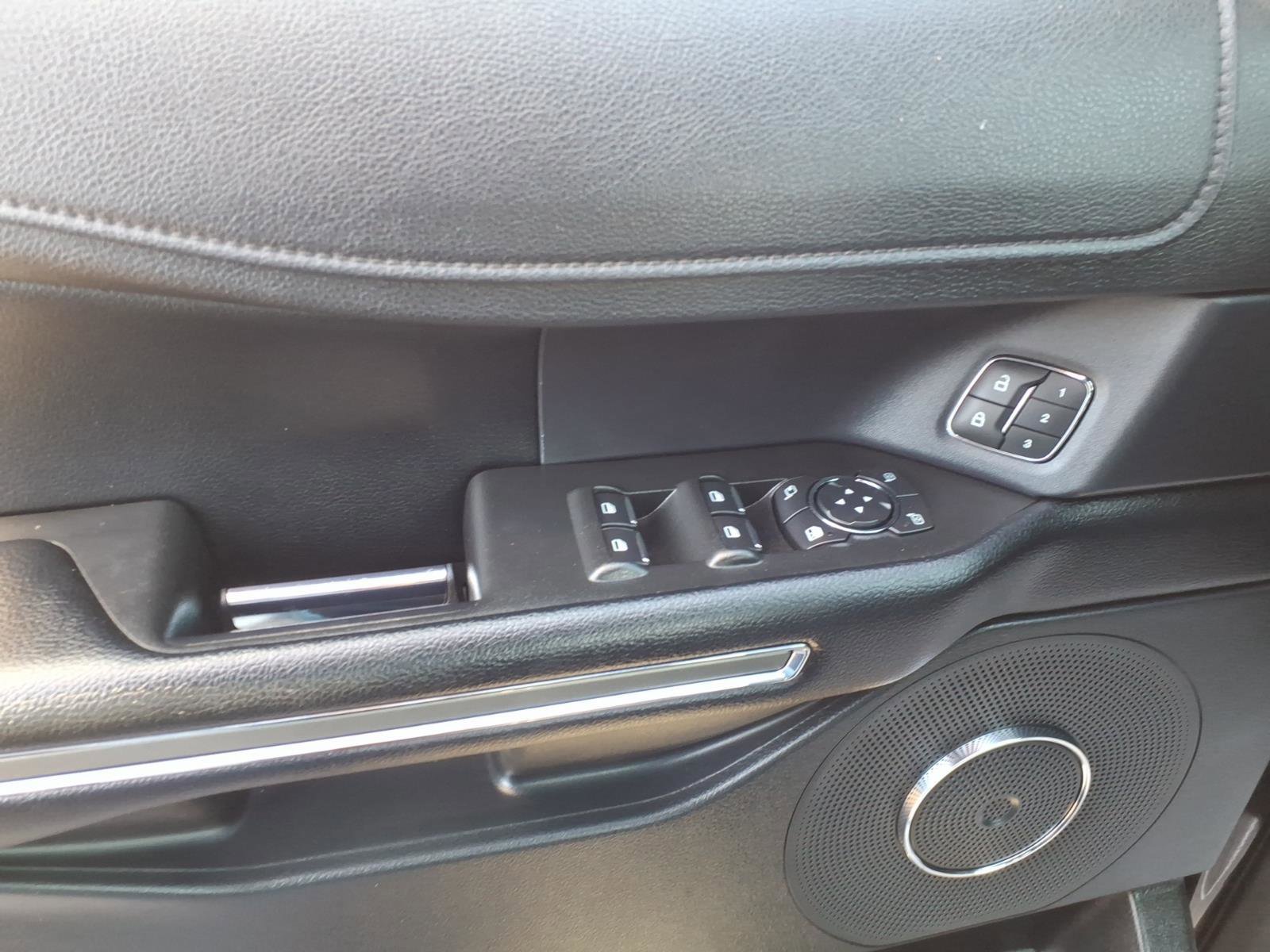 Certified 2021 Ford Expedition XLT image 10