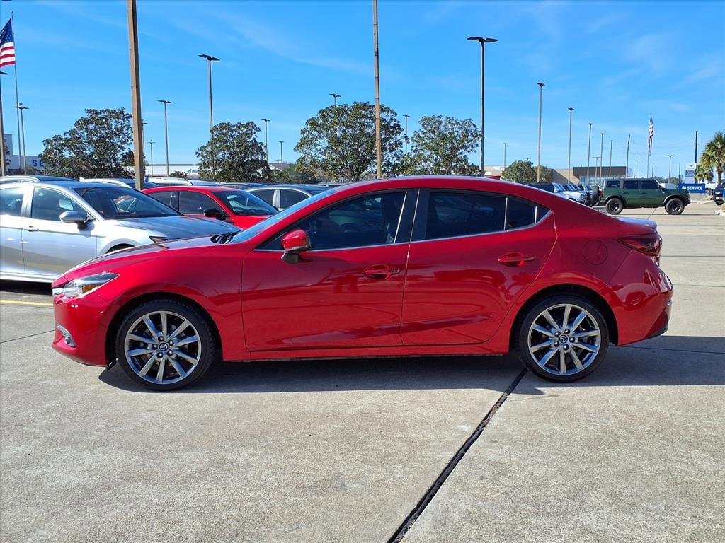 Used 2018 MAZDA MAZDA3 Grand Touring image 3