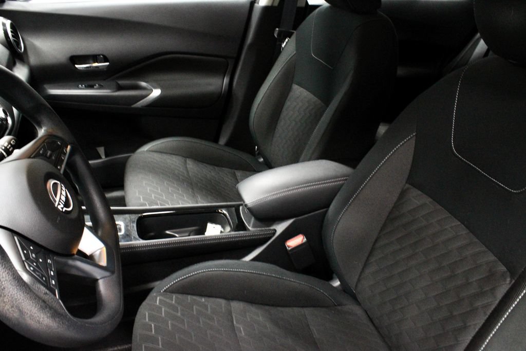 Used 2024 Nissan Kicks SV FWD image 23