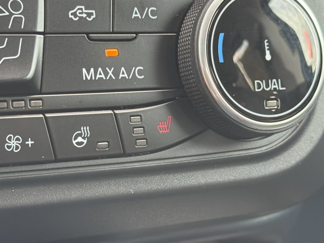 Certified 2024 Ford Maverick Tremor w/ Tremor Off-Road Package AWD/4WD image 25