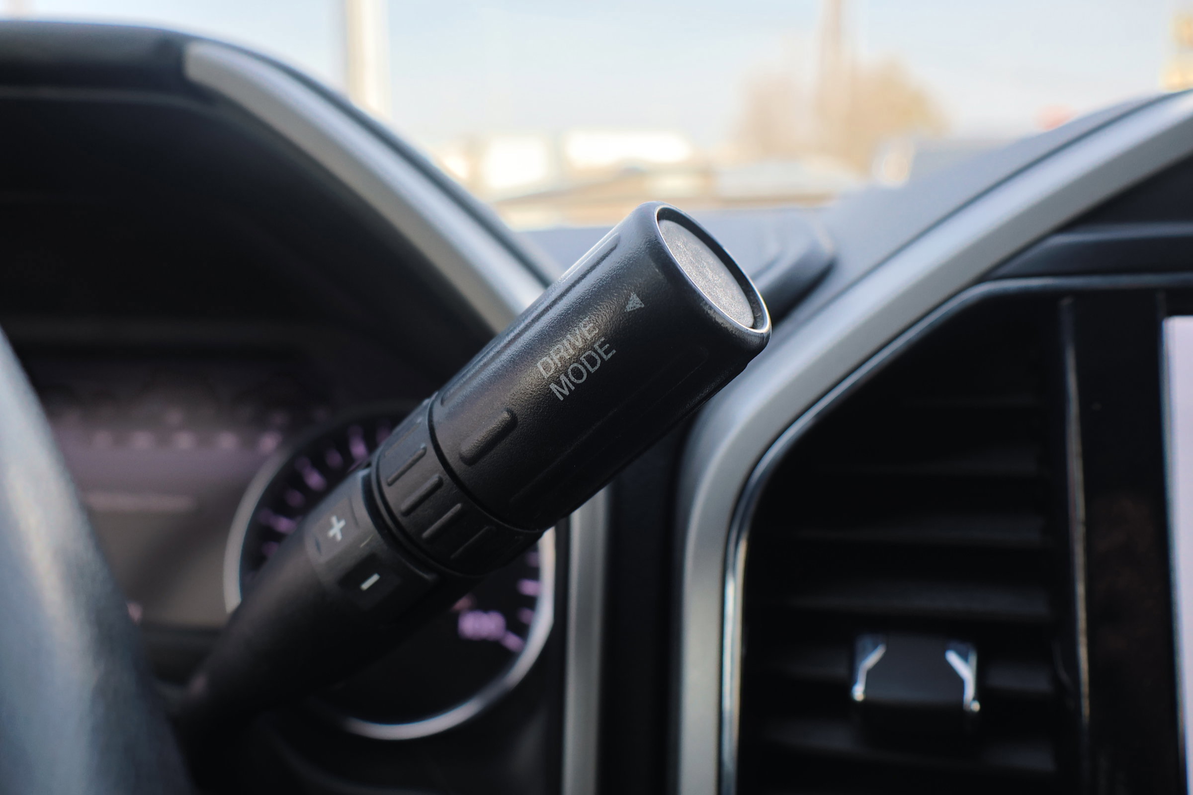 Certified 2022 Ford F250 Lariat w/ Tremor Off-Road Package image 23