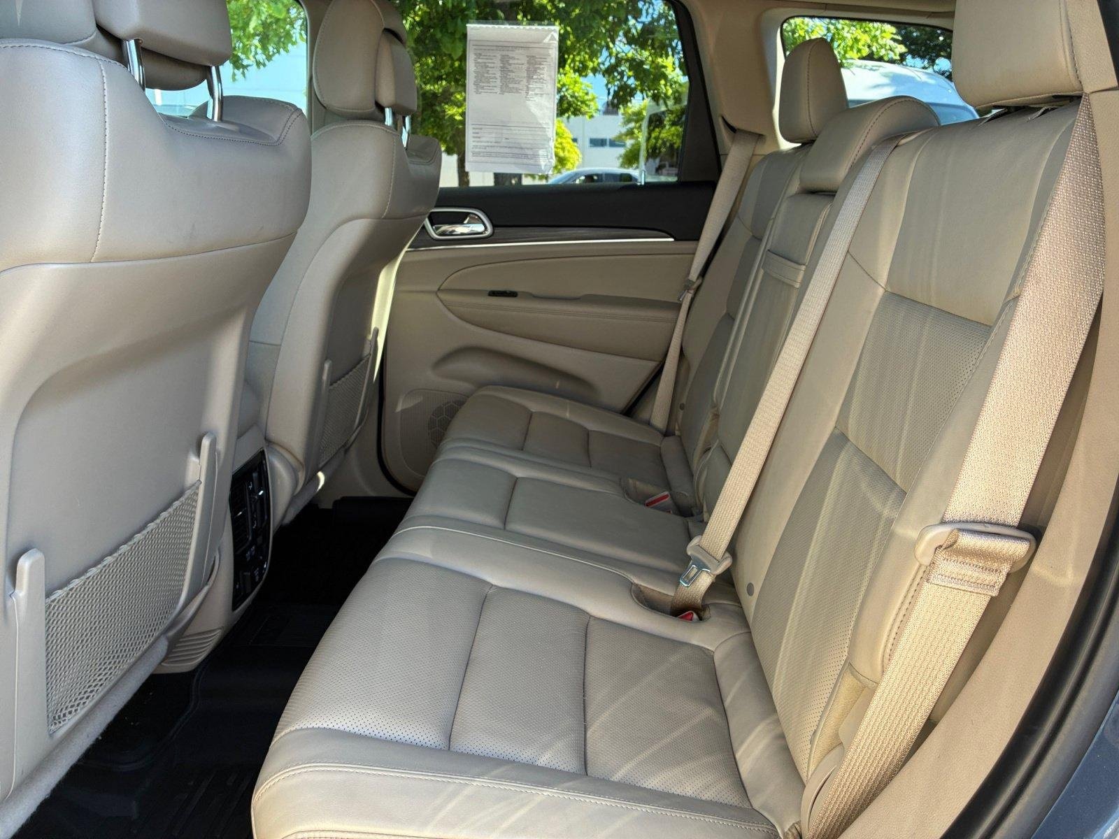 Used 2021 Jeep Grand Cherokee Limited w/ Luxury Group II AWD/4WD image 17