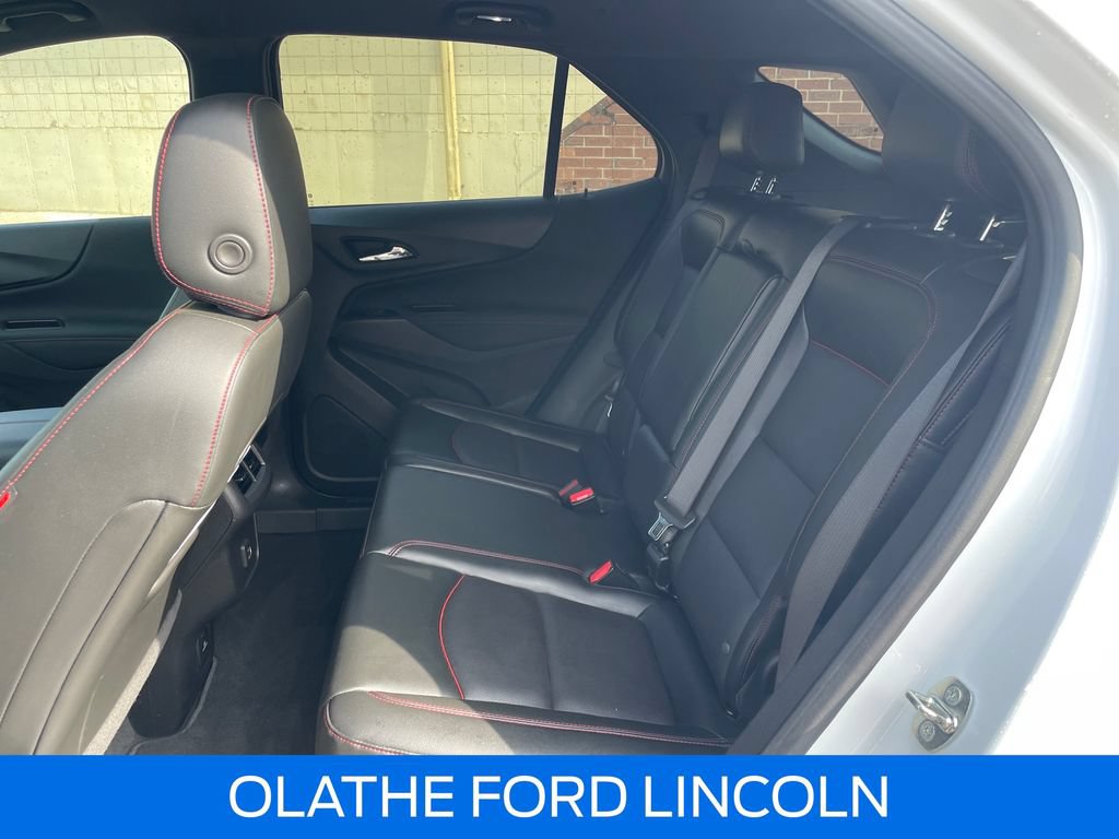 Used 2022 Chevrolet Equinox RS w/ RS Leather Package AWD/4WD image 23