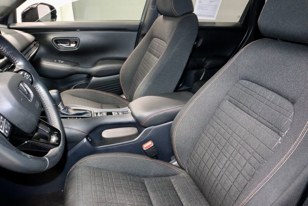 Used 2025 Honda HR-V Sport image 24