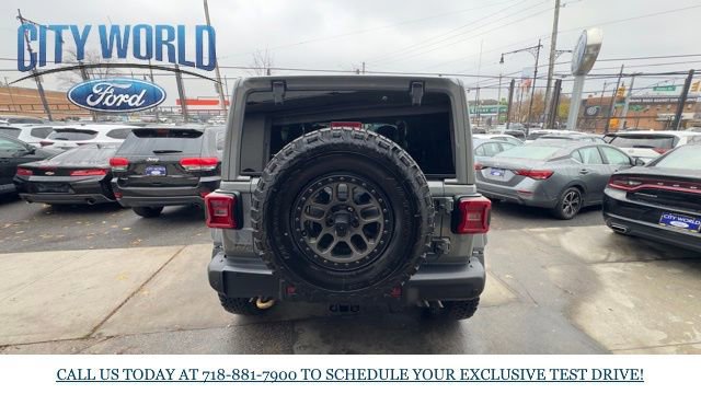 Used 2022 Jeep Wrangler Unlimited Rubicon w/ Xtreme Recon 35" Tire Package image 3