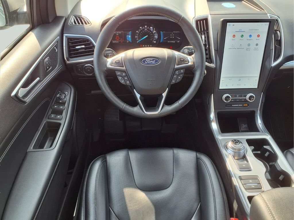 Certified 2022 Ford Edge Titanium w/ Equipment Group 301A AWD/4WD image 13