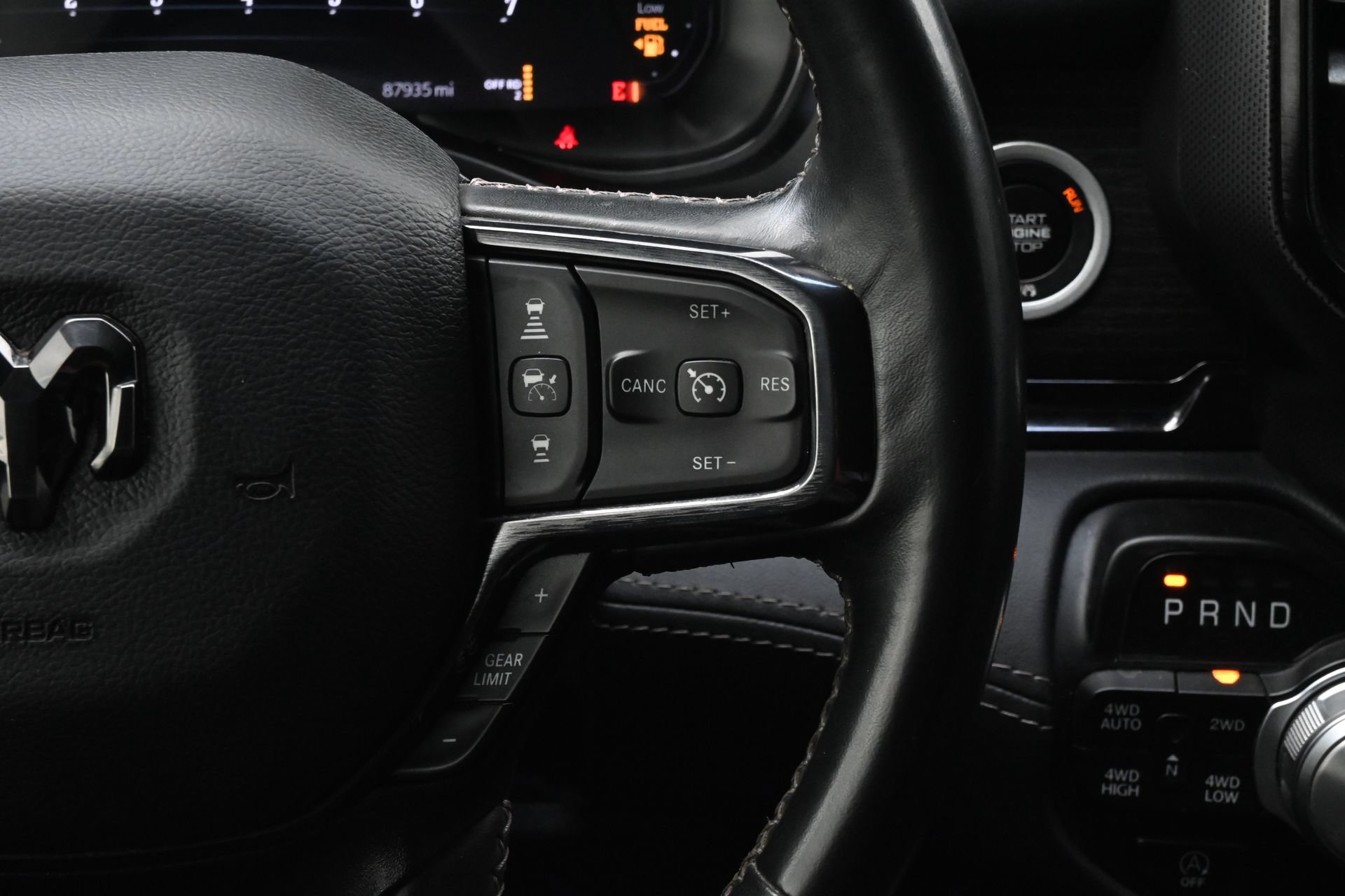 Used 2023 RAM 1500 Limited AWD/4WD image 8