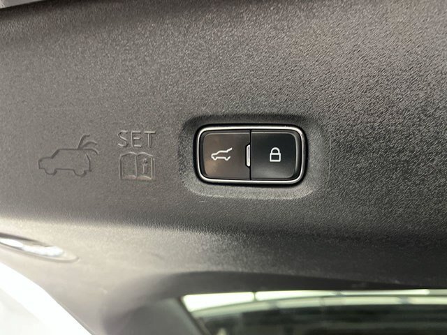 Certified 2025 Ford Expedition Active AWD/4WD image 38