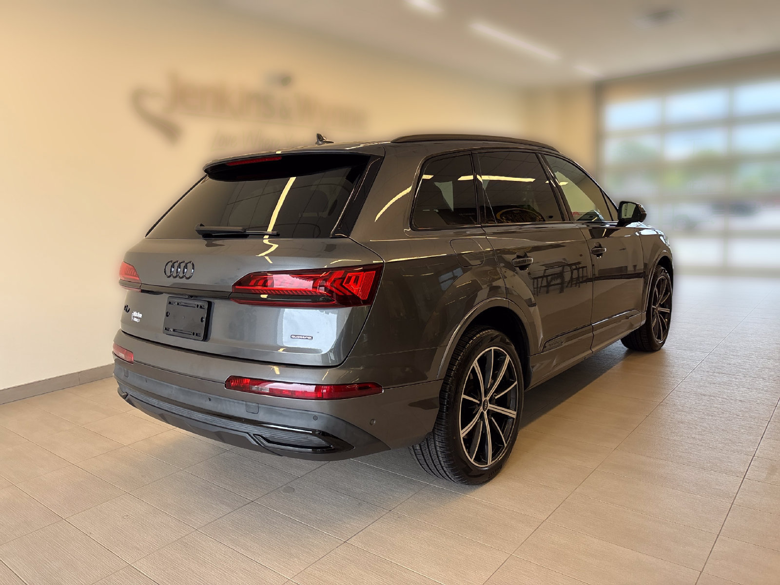 Used 2022 Audi Q7 3.0T Premium Plus AWD/4WD image 2