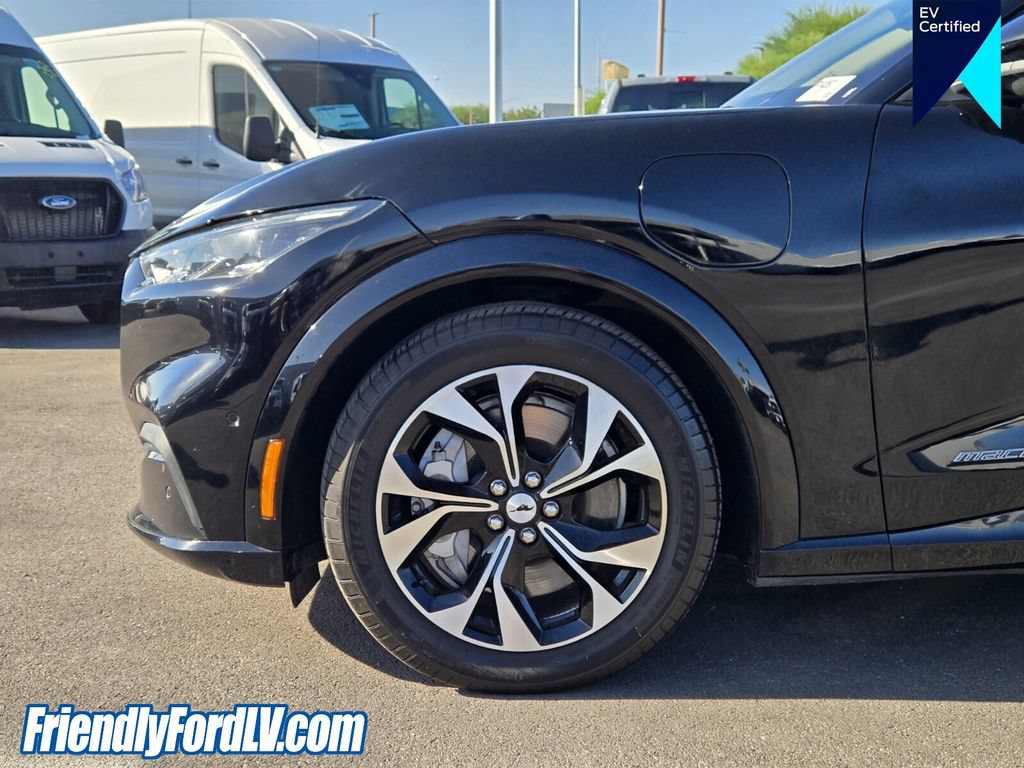 Certified 2023 Ford Mustang Mach-E Premium AWD/4WD image 9