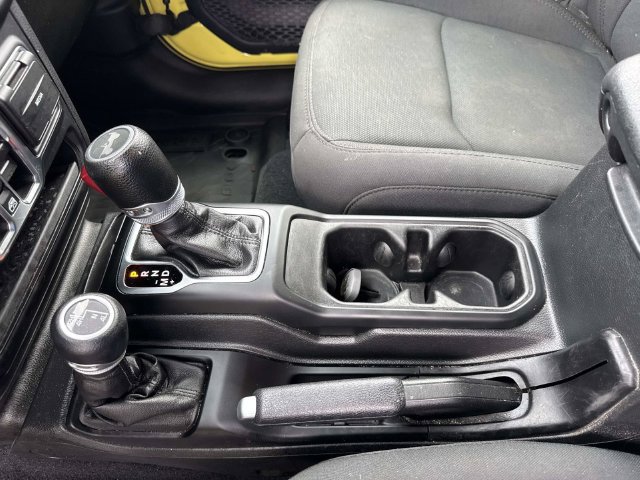 Used 2023 Jeep Wrangler Unlimited Sport AWD/4WD image 28