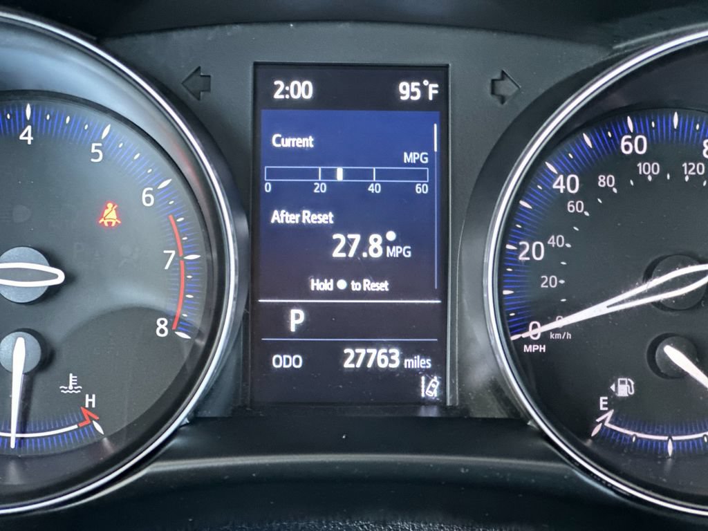 Used 2021 Toyota C-HR LE FWD image 25