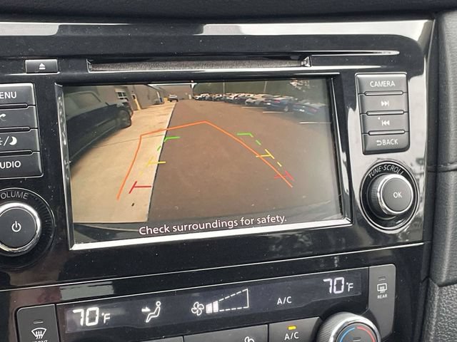 Used 2020 Nissan Rogue SV FWD image 11