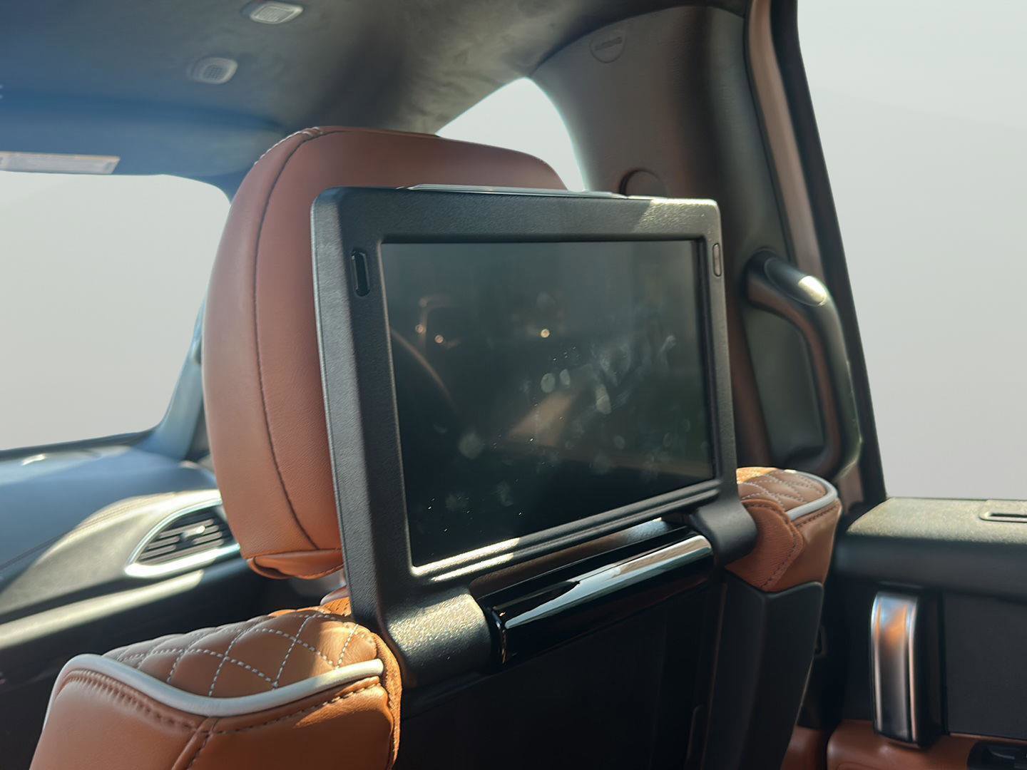 Used 2026 Chrysler Pacifica Pinnacle w/ Trailer Tow Group image 26