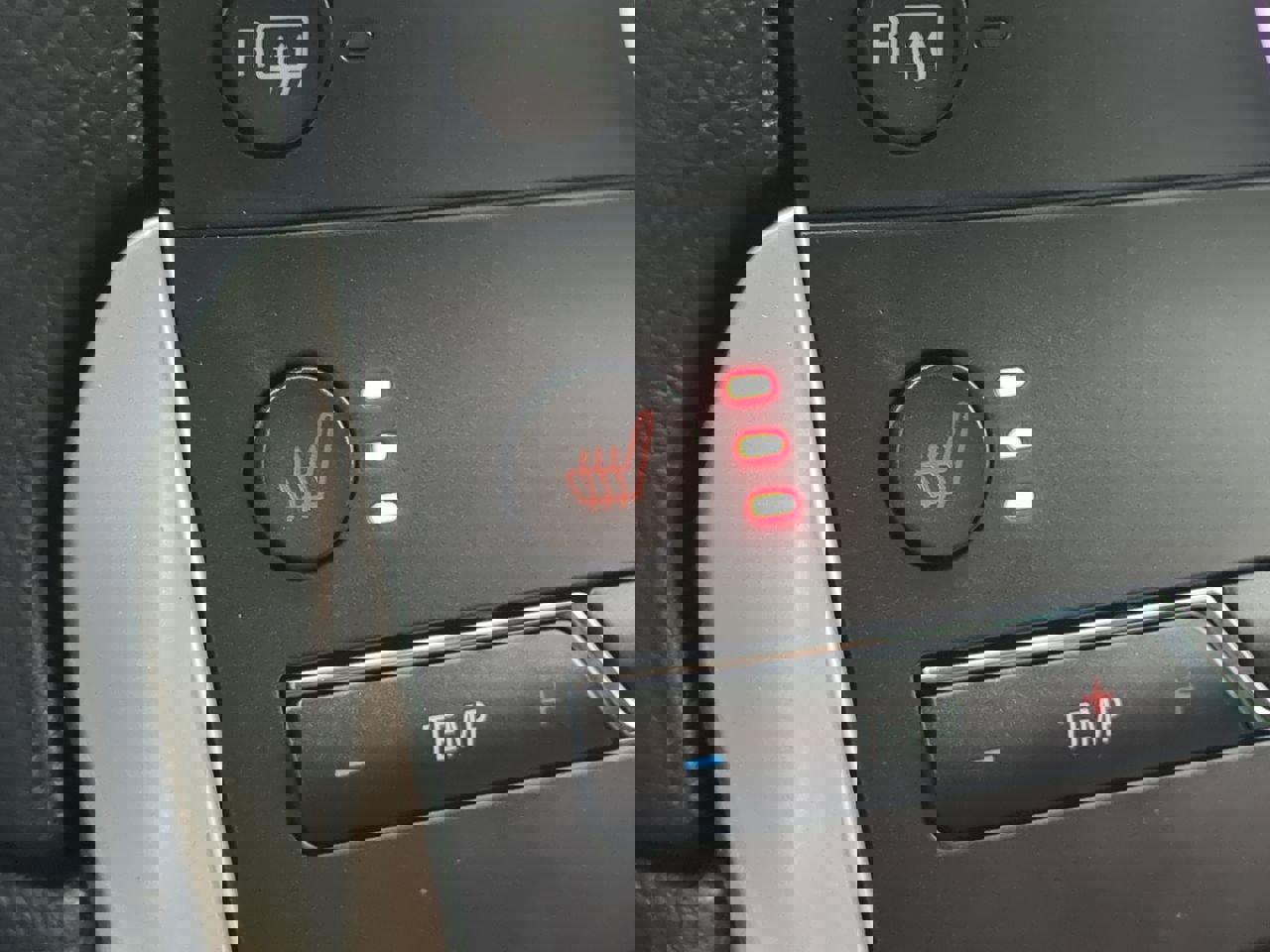 Certified 2018 Ford Edge Titanium w/ Technology Package image 21