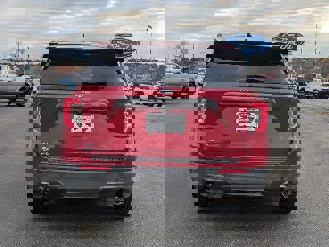 Certified 2022 Ford Explorer XLT w/ Equipment Group 202A image 5