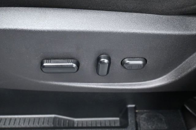 Certified 2019 Ford Escape SE FWD image 12