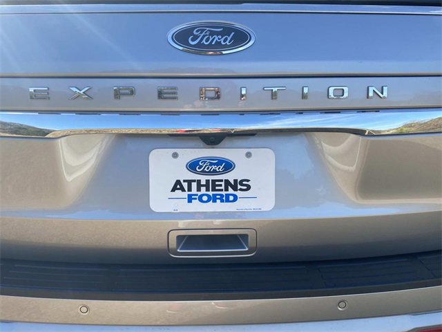 Certified 2024 Ford Expedition Limited image 10
