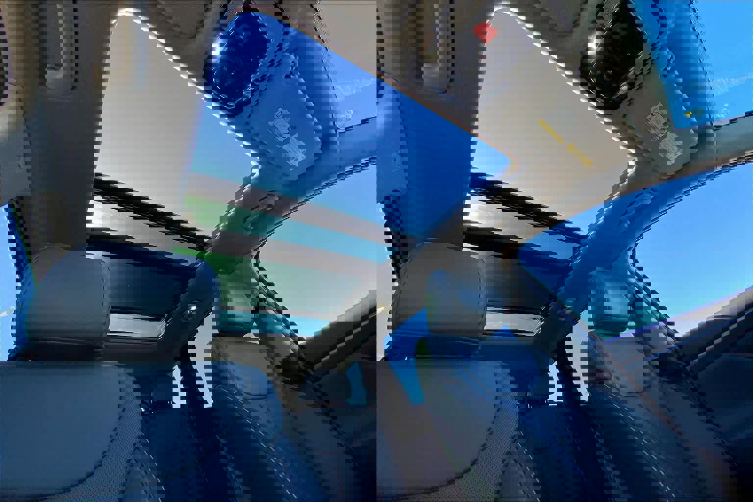 Used 2023 Hyundai Santa Fe Limited image 13