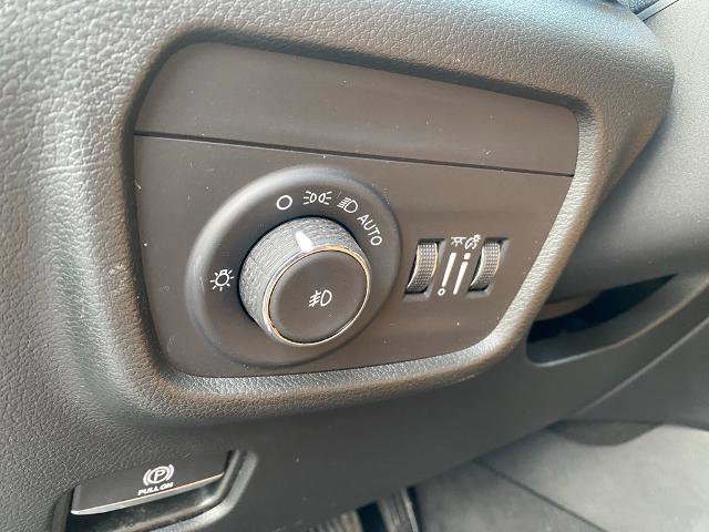 Used 2024 Jeep Grand Cherokee Summit image 18